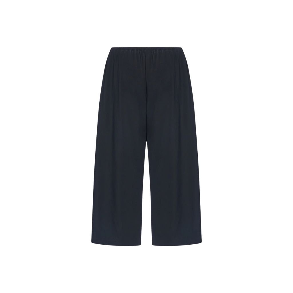 27 The Row Cosmo Short Black